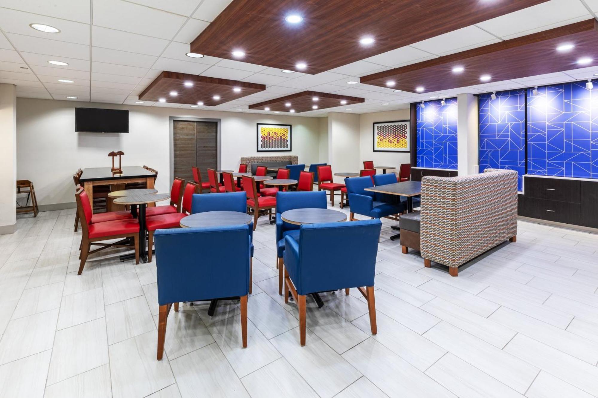 Holiday Inn Express & Suites Sulphur - Lake Charles By Ihg Εξωτερικό φωτογραφία