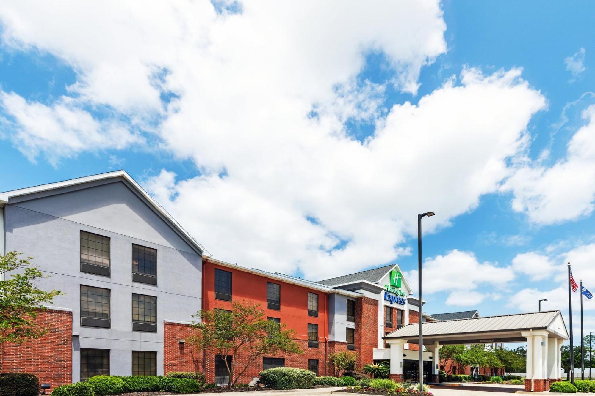 Holiday Inn Express & Suites Sulphur - Lake Charles By Ihg Εξωτερικό φωτογραφία