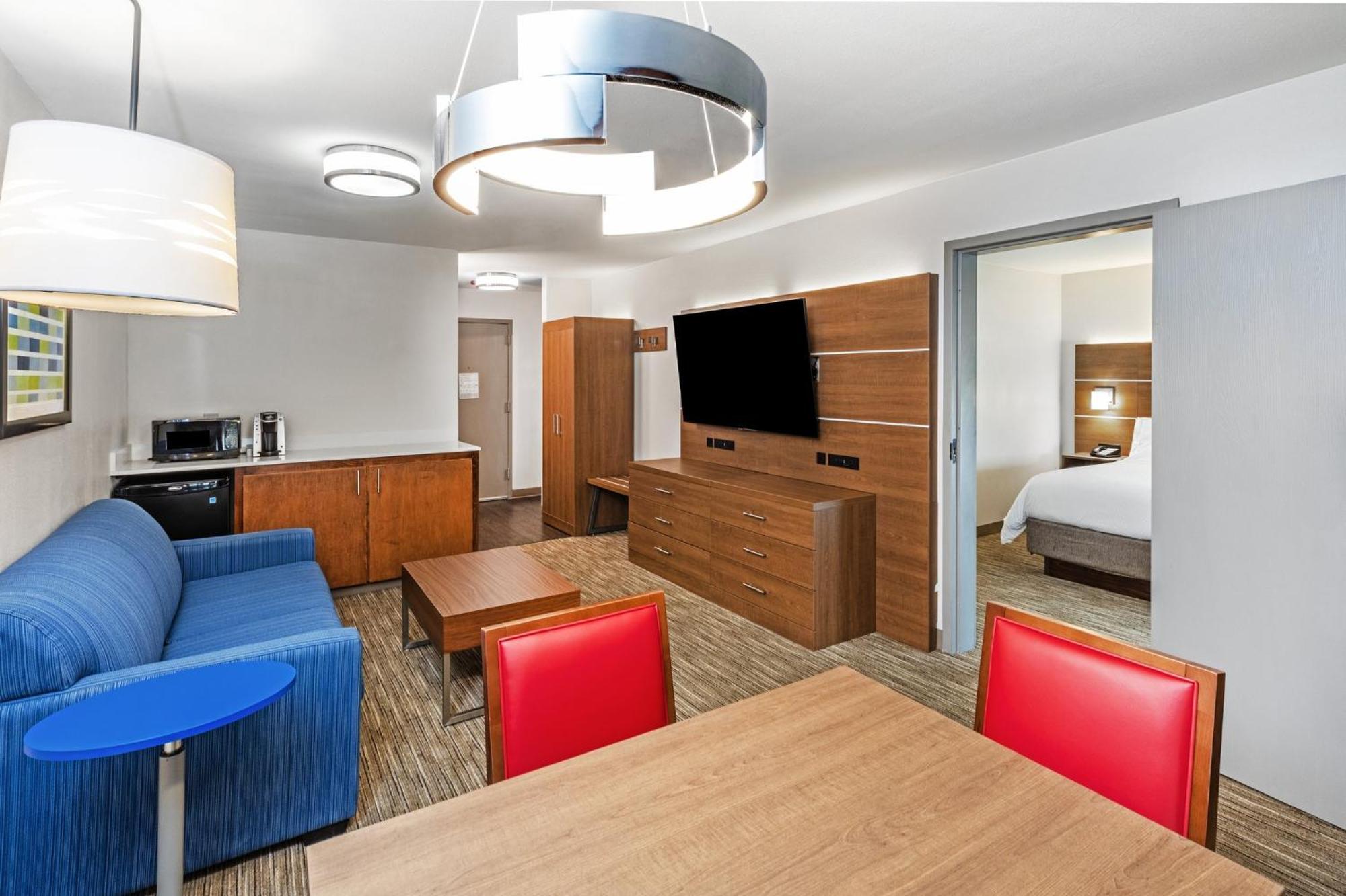Holiday Inn Express & Suites Sulphur - Lake Charles By Ihg Εξωτερικό φωτογραφία